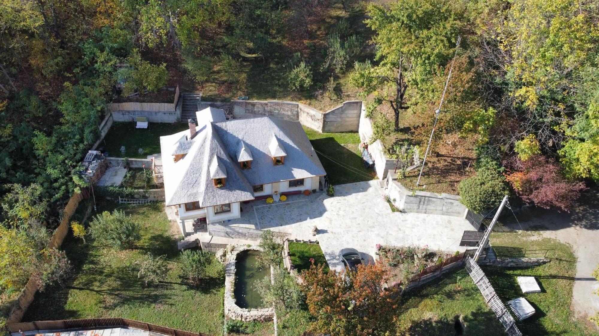 Casa Cu Sindrila Villa Vălenii de Munte Buitenkant foto