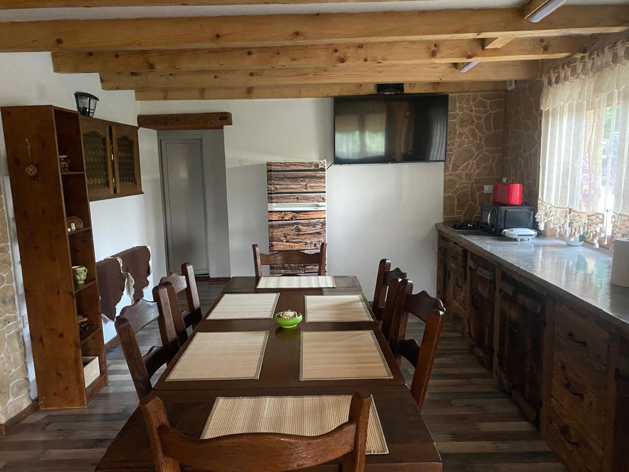 Casa Cu Sindrila Villa Vălenii de Munte Buitenkant foto