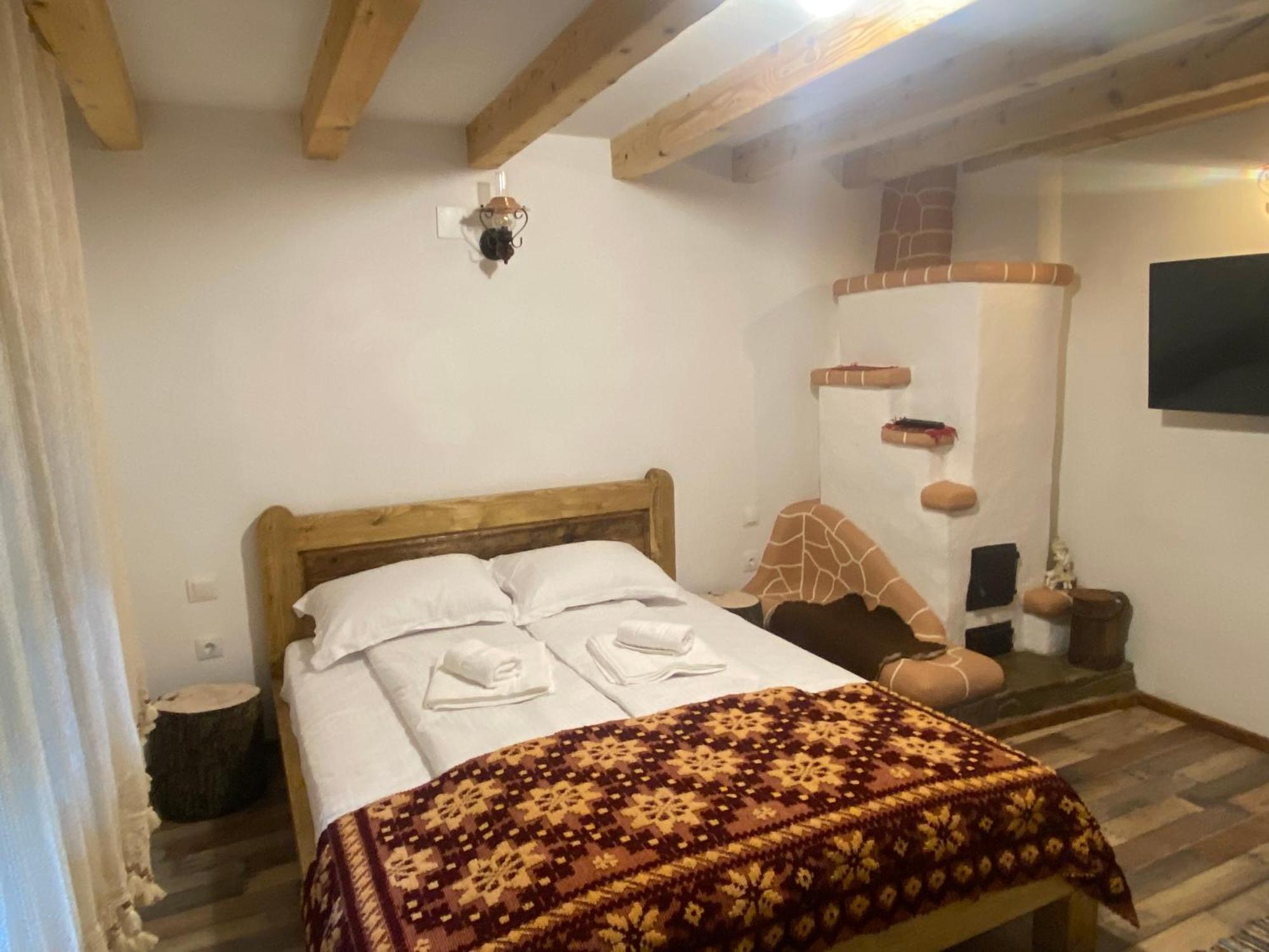 Casa Cu Sindrila Villa Vălenii de Munte Buitenkant foto